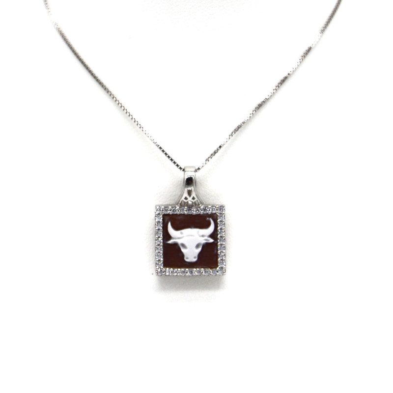 Collana Donna Nadir in Argento 925% con Ciondolo Segno Zodiacale Toro Cammeo con Conchiglia Sarda Collana Donna Nadir in Argento 925% con Ciondolo Segno Zodiacale Toro Cammeo con Conchiglia Sarda