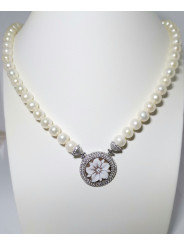 WOMAN NECKLACE WITH CULTURED PEARLS 6 6.5 WITH CENTRAL SARDONIC CAMEO