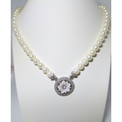 Collana da Donna in Argento 925% con Perle Bianche Coltivate 6/6,5mm Cammeo Centrale Sardonico