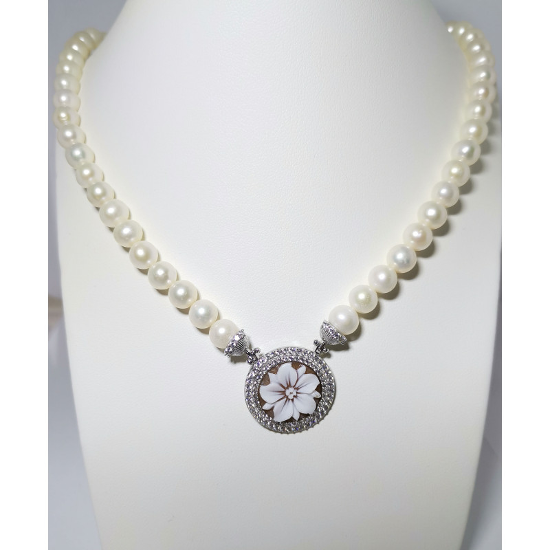 COLLANA DONNA CON PERLE COLTIVATE 6 6.5 CON CENTRALE CAMMEO SARDONICO