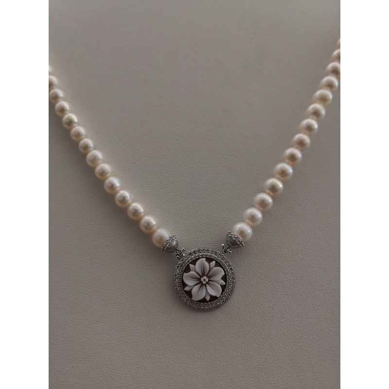 COLLANA DONNA CON PERLE COLTIVATE 6 6.5 CON CENTRALE CAMMEO SARDONICO