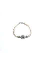 Women's bracelet with cultured pearls