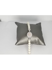Women's bracelet with cultured pearls