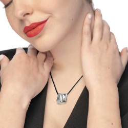 Collana Donna Marlù 33CO0031-N cordino con pendente quadrato irregolare martellato